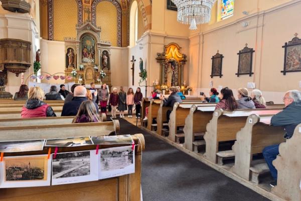 vystoupení dětí Základní školy v Bílém Potoce 2025