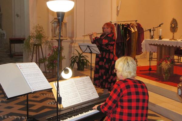 Fotografie z Noci kostelů 2024 • Hudební vystoupení - příčná flétna a varhany
