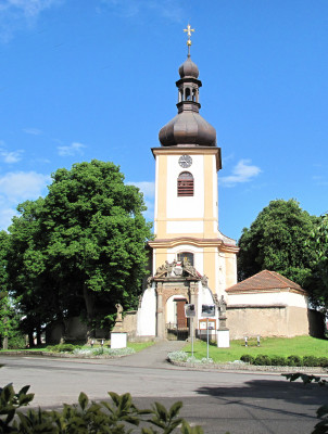 Kostel Narození Panny Marie Pičín / foto Ing. Josef Bedřich