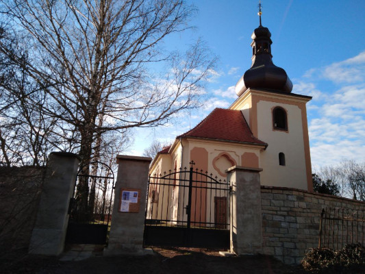 Klučov-Lstiboř, kostel Nanebevzetí Panny Marie
