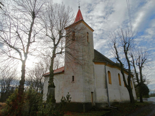 Mšené-lázně, Podbradec, kostel sv. Floriána.jpg / Autor fotografie: Hoffman 1950 (17. 11. 2016), použito z mapy.cz