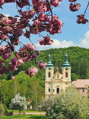 Ročov, kostel Narození Panny Marie, Horní Ročov