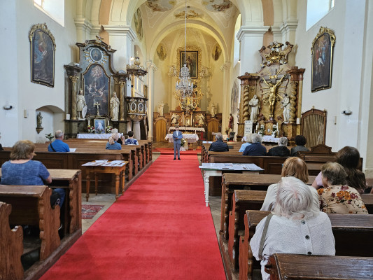 Dolní Kalná, kostel Navštívení Panny Marie a sv. Václava