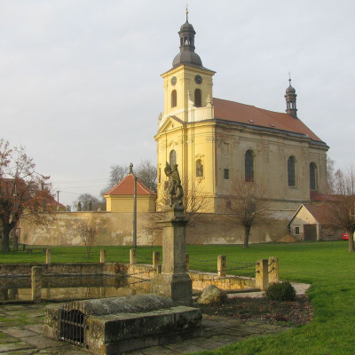 Veliš, kostel sv. Václava
