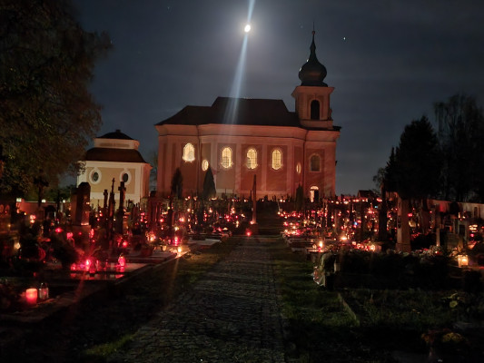 Bezdědovice-Paštiky, kostel sv. Jana Křtitele