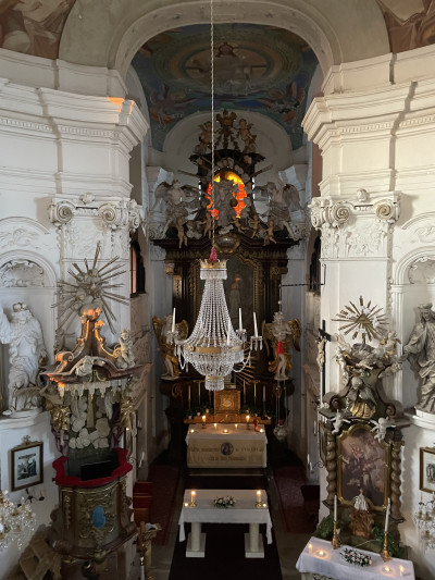 Smolotely-Maková Hora, kostel sv. Jana Křtitele a P. Marie Karmelské