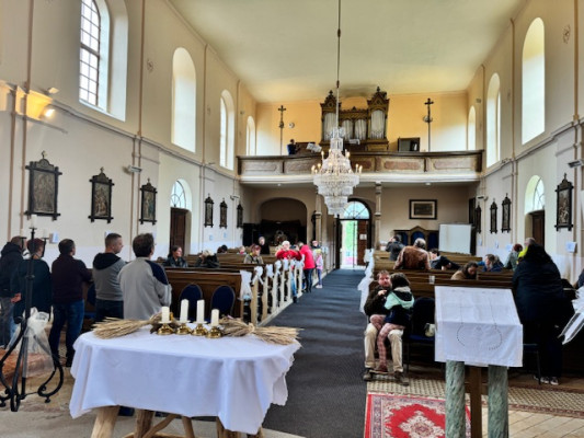 Bílý Potok, kostel Nejsvětější Trojice