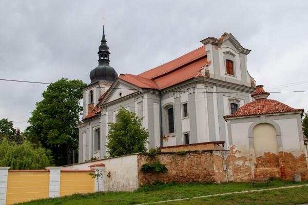 kostel sv. Vojtěcha / exteriér
