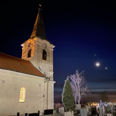 Kostel Narození Panny Marie UH - Sady, noční foto / Autor fotografie: Jiří Lipovský