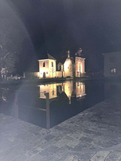 Kostel sv. Kateřiny se zvonicí a kostel sv. Ludmil / Autor fotografie: Anne-Marie Páleníčková