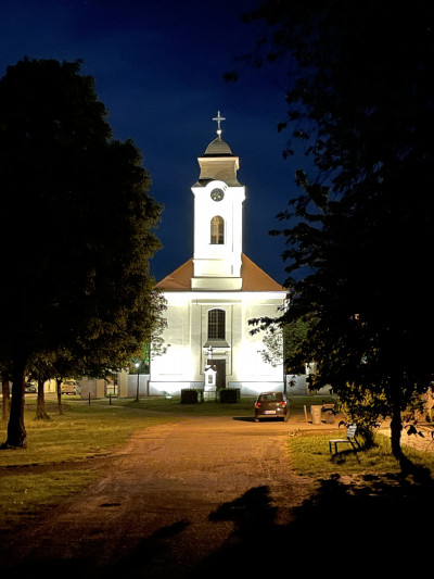 Kostelní Lhota, kostel Nanebevzetí Panny Marie