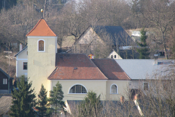 Divišov - Zdebuzeves, kostel sv. Anny web.jpg