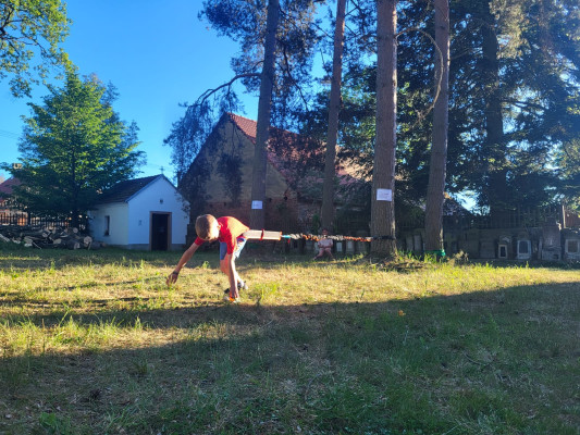 Prádlo, kostel Povýšení sv. Kříže