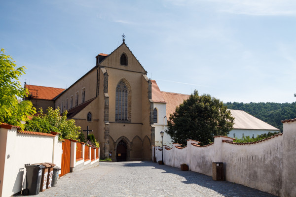 Zlatá Koruna, kostel Nanebevzetí Panny Marie