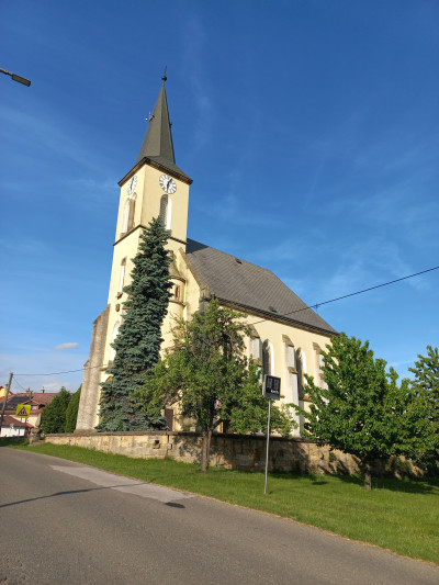 Dohalice, kostel sv. Jana Křtitele