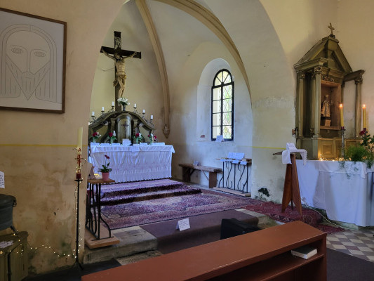 Prádlo, kostel Povýšení sv. Kříže