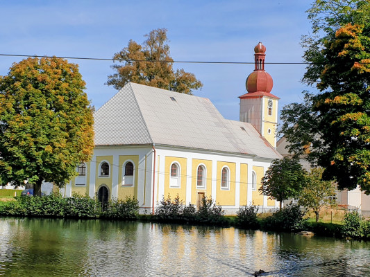 Kostel Nejsvětější Trojice Zadní Chodov / Autor fotografie: Jiří Majkov