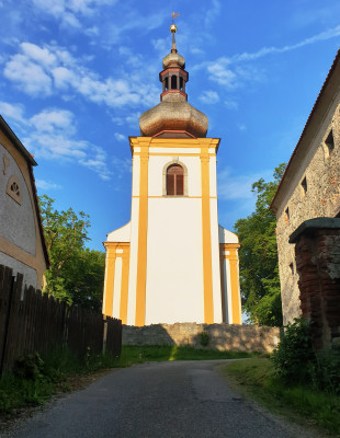 Kadov, kostel sv. Václava