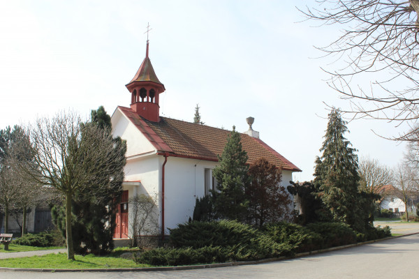 Chyňava, kaple Husova sboru (Jan Maňák).jpg / Autor fotografie: Jan Maňák