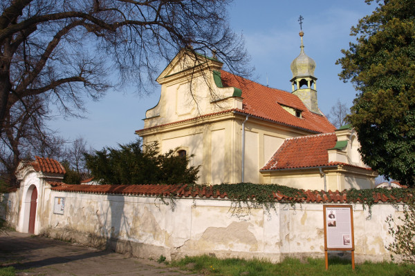 Neratovice-Lobkovice, kostel Nanebevzetí Panny Marie