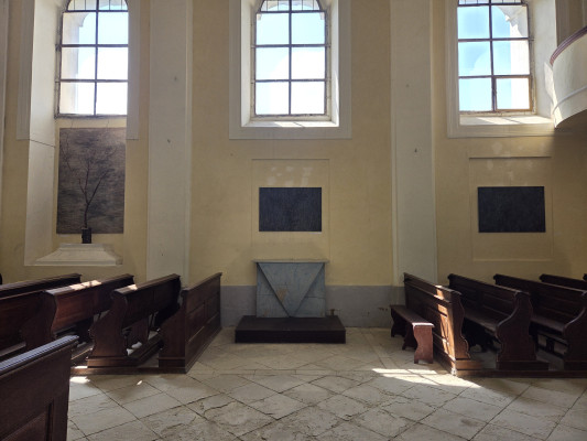 Peruc-Telce, kostel sv. Mikuláše a Anny