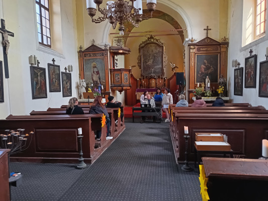 Bžany-Hradiště, kostel sv. Vavřince