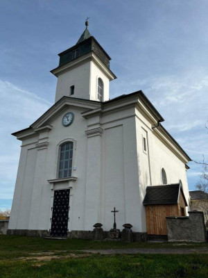 Dubí-Cínovec, kostel Panny Marie Nanebevzaté