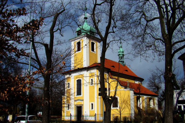 Praha-Vinoř, kostel Povýšení sv. Kříže