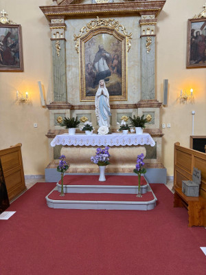 Těšetice, kostel sv. Petra a Pavla