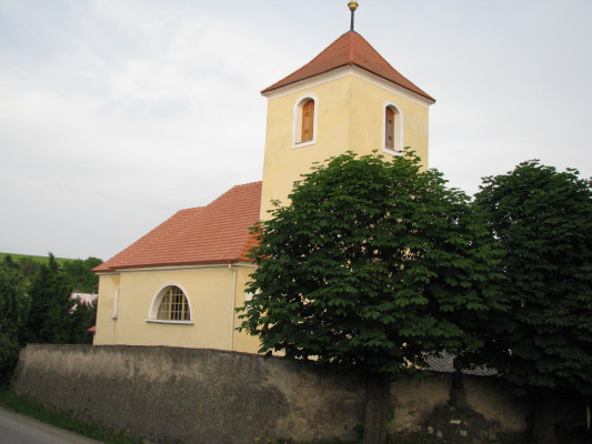 Divišov-Zdebuzeves, kostel sv. Anny