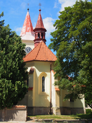 Kostel Všech svatých ve Zdětíně / Autor fotografie: Jakub Botoš