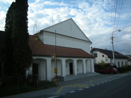 Ostrava-Stará Bělá, Husův sbor