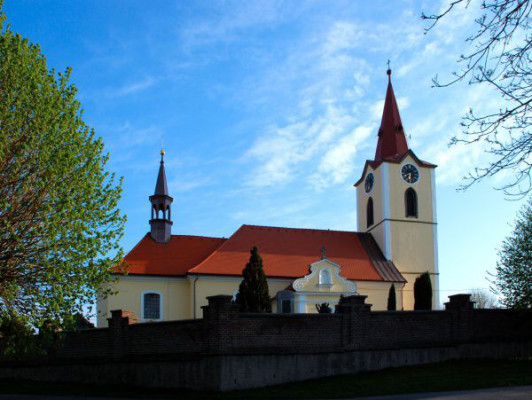 Jasenná, kostel sv. Jiří