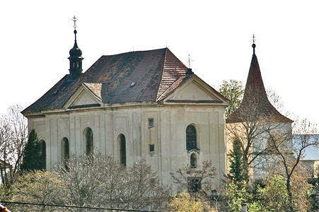 Zápy, kostel sv. Jakuba Staršího, hřbitov