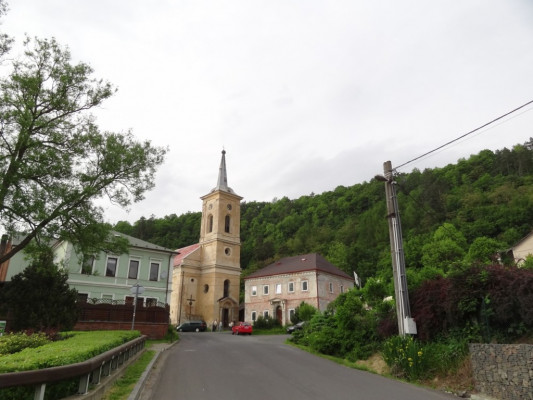 Kyselka-Radošov, kostel sv. Václava